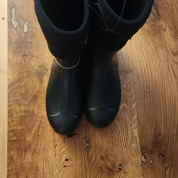 Waterproof Snow and Mud Boots - Picture 6 of 9